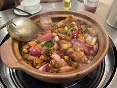 -胡须佬鸡煲四季火锅店(石厦西村直营店)
