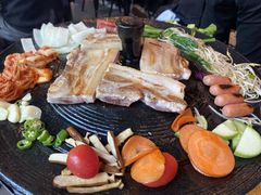 -豚豚家돈돈가韩国锅盖烤肉(新北万达店)