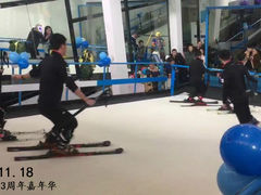 -零度滑雪室内训练中心(莘庄店)
