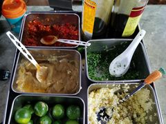 -四川小胡子海鲜(丁村万人海鲜广场店)