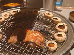-草家酱蟹炭火烤肉店(珲春南路一店)