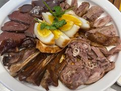 -潮界(LU·ONE凯德晶萃广场店)