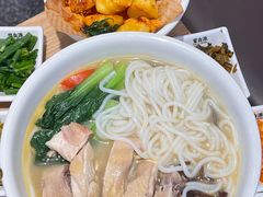 -蒙自源米线大王(花园城商场店)