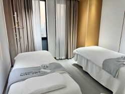 -康美贞·痘肌养护管理中心