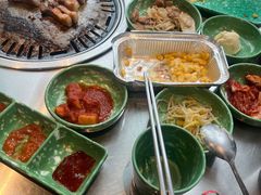 -欧巴炭烤肉오빠숯불구이(南京东路店)