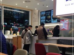 大堂-美颐美·鲍汁排骨饭(龙华百佳华店)