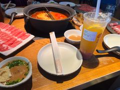 -呷哺呷哺(融创茂店)