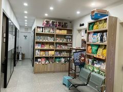 -四月宠物医院·猫专科·心脏专科·内科(转塘店)