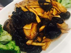 -至潮餐厅精致粤菜·活鲈鱼·走地鸡(珠江新城店)