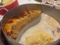 -洪氏嗨捞·猪肚鸡火锅(阳光天地店)