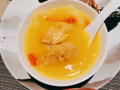 -江上荟·创意中国菜(绿地缤纷城店)