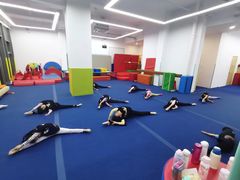 -蜩动儿童运动成长馆(恒生万鹂广场店)