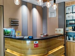 -鸿喜足健康足道采耳艾灸(南纬路店)