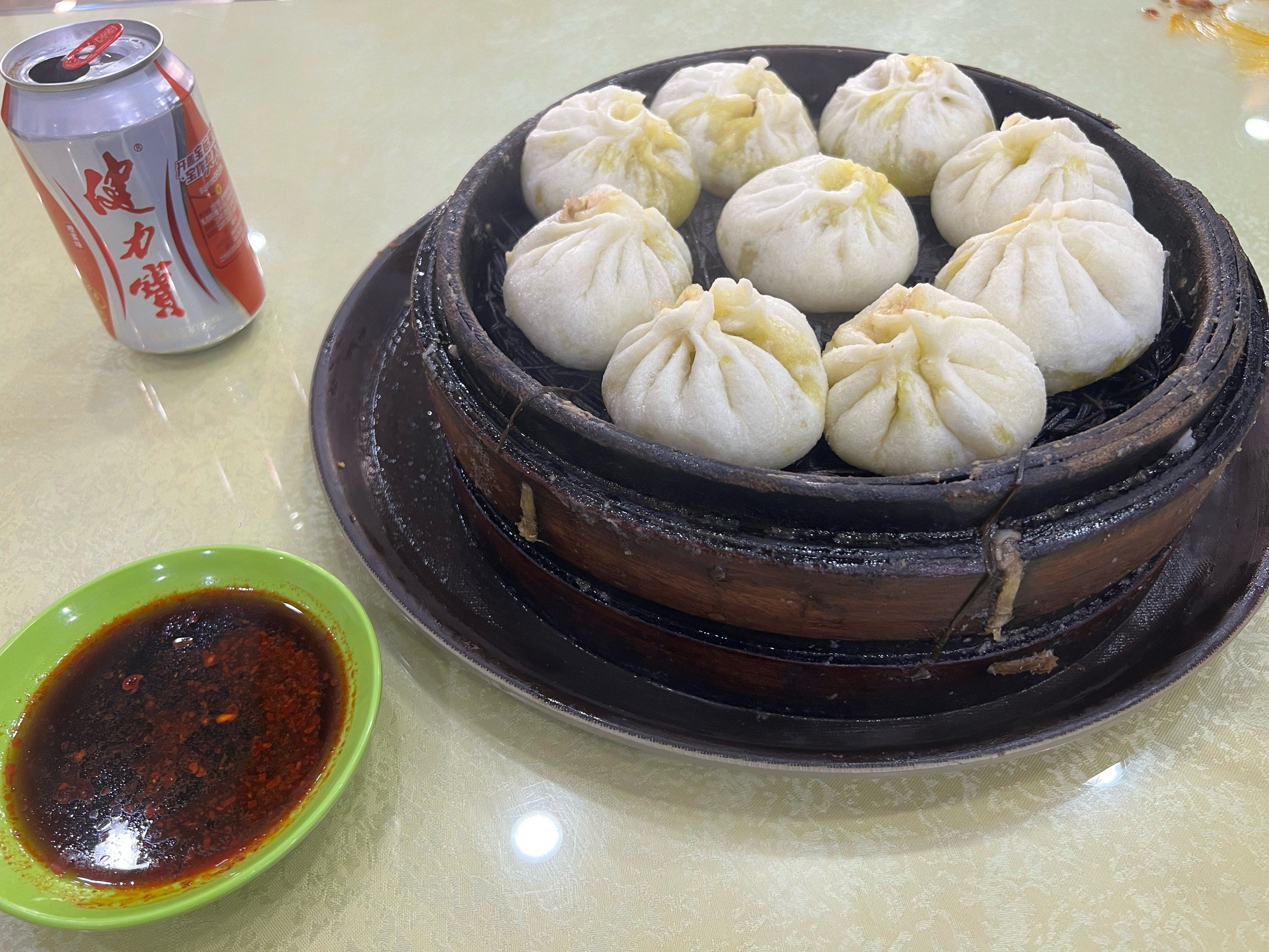 攒劲的牛肉中包子