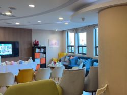 -海豚湾高端月子会所(黄浦店)