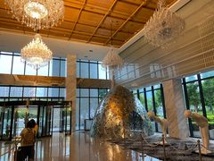 -上海虹桥西郊假日酒店