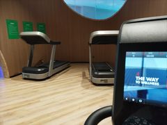 -涨巢·潮玩水疗局