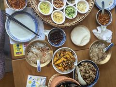 -包整·丝娃娃(一览甲秀楼风景店)