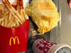 -麦当劳(新世纪环球中心店)