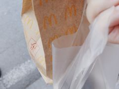 -麦当劳(展览馆店)