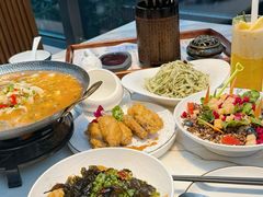 乌龙茶香虾球-唐猫庭院·千年陕菜(大唐不夜城店)