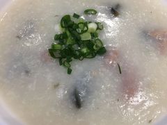 皮蛋瘦肉粥-华辉拉肠(同福店)