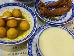 -广信牛奶甜品世家(台东店)