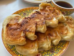 西葫芦羊肉锅贴-鸿宾楼(展览馆路店)