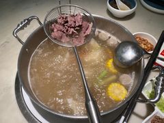 -左庭右院鲜牛肉火锅(浦江欢乐颂店)