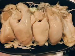 桶蠔-鲜入围煮花胶鸡海鲜火锅