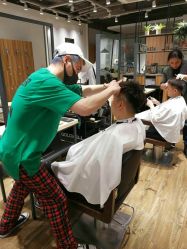 -Mentor Hair Salon