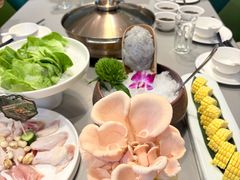-烹然四季椰子鸡火锅(团结湖总店)