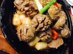 石锅手打牛肉丸-潮堂(环球金融中心店)