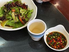 -老来福·非遗酸汤兔(凯旋路店)