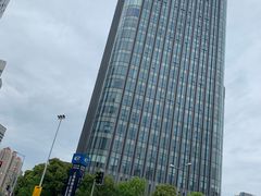 -上海跨国采购会展中心