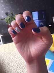 -进巍美甲美睫店