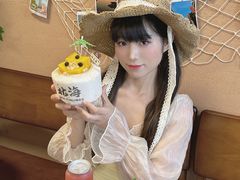 -椰吉满•鲜椰饮品(侨港黑金冠好店)