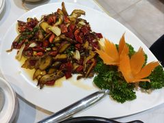 -原林野山菌火锅·炒菌(关上野生菌一条街店)