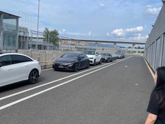 -天津波士信达奔驰4S店(卫津南路店)