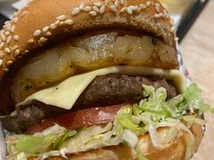 -The Habit Burger Grill 哈比特汉堡(复兴soho店)