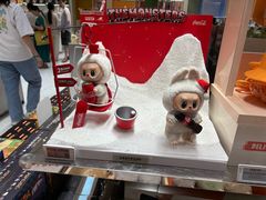 -泡泡玛特POPMART(蓝色港湾店)