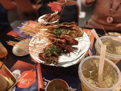 -何师烧烤Pro ·江湖川菜·小龙虾·精酿(太古里旗舰店)