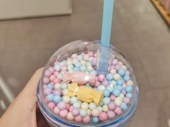 -名创优品(江南新地店)