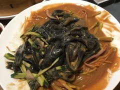 特色黑拉皮-将相和·海鲜蒸饺大连菜