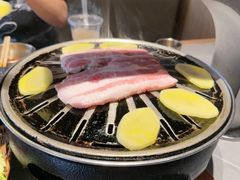 -草家酱蟹炭火烤肉店(珲春南路一店)