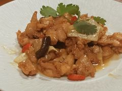 -雀舞云南菜(天津天河城购物中心店)