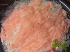 -老牌坊云南鱼豆花火锅(哈西万达店)