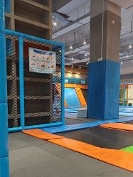 -探奇乐园蹦床公园(日月广场店)