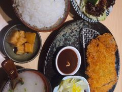 -越光米贩精致料理餐厅(金鹰店)