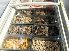 -许大亮淄博烧烤·自助鲜牛肉火锅(大江东宝龙店)